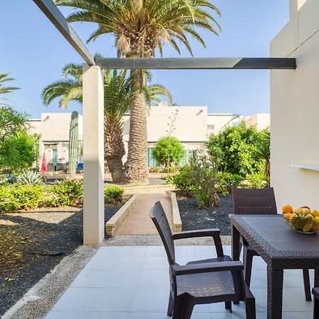 Homeforguest Moderno Apartamento Con Piscina En קורלחו מראה חיצוני תמונה