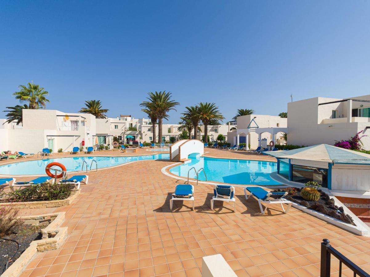 Homeforguest Moderno Apartamento Con Piscina En קורלחו מראה חיצוני תמונה