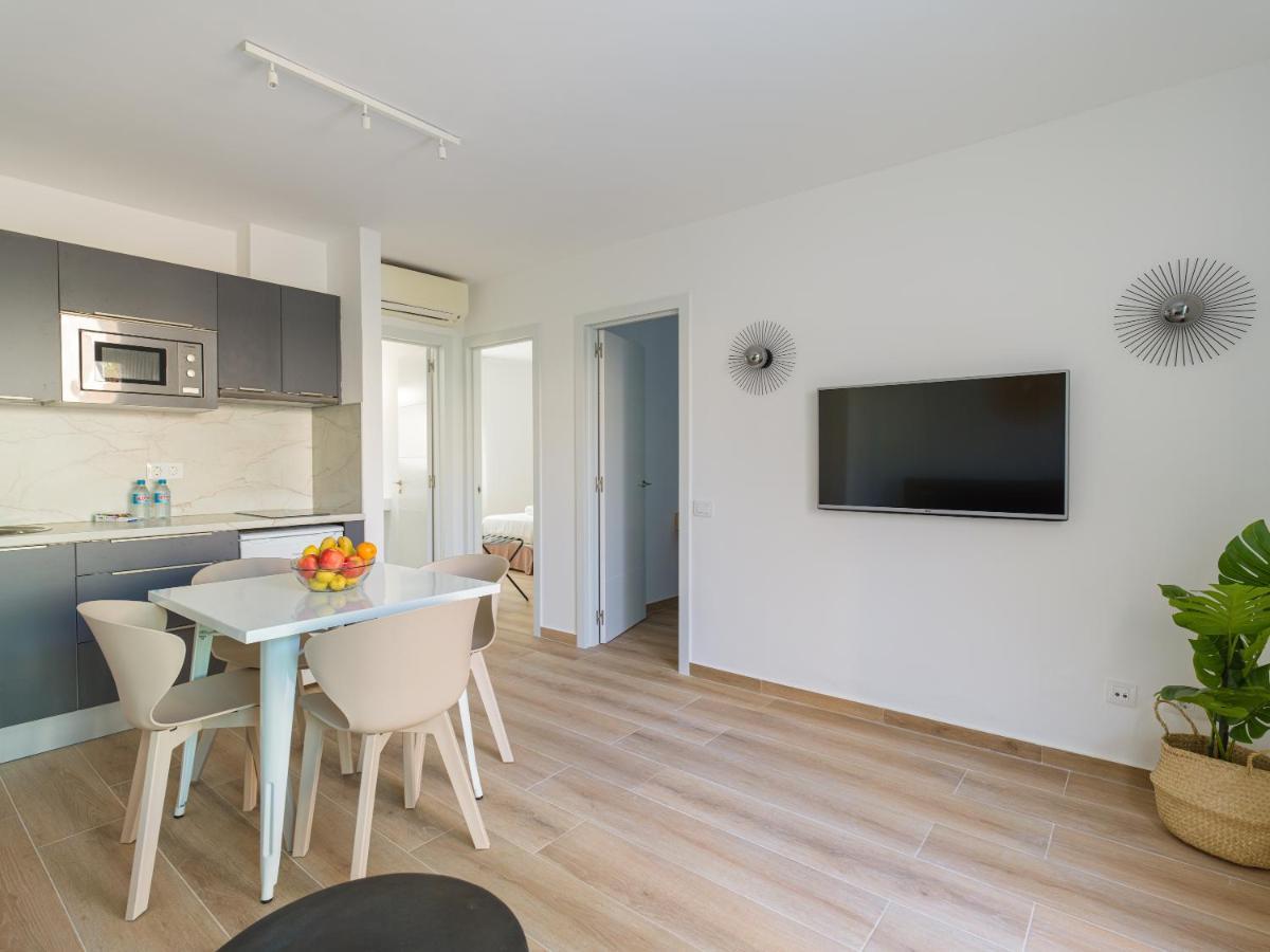 Homeforguest Moderno Apartamento Con Piscina En קורלחו מראה חיצוני תמונה