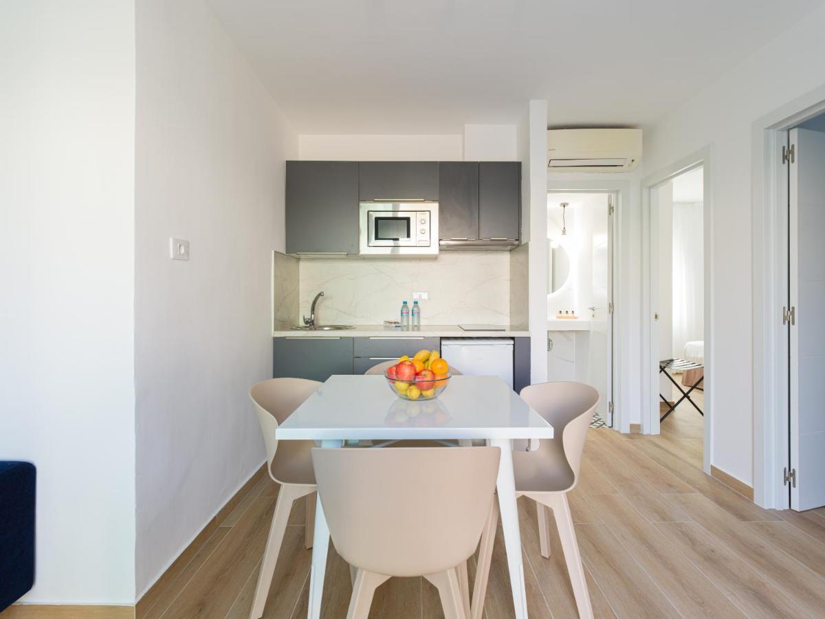 Homeforguest Moderno Apartamento Con Piscina En קורלחו מראה חיצוני תמונה