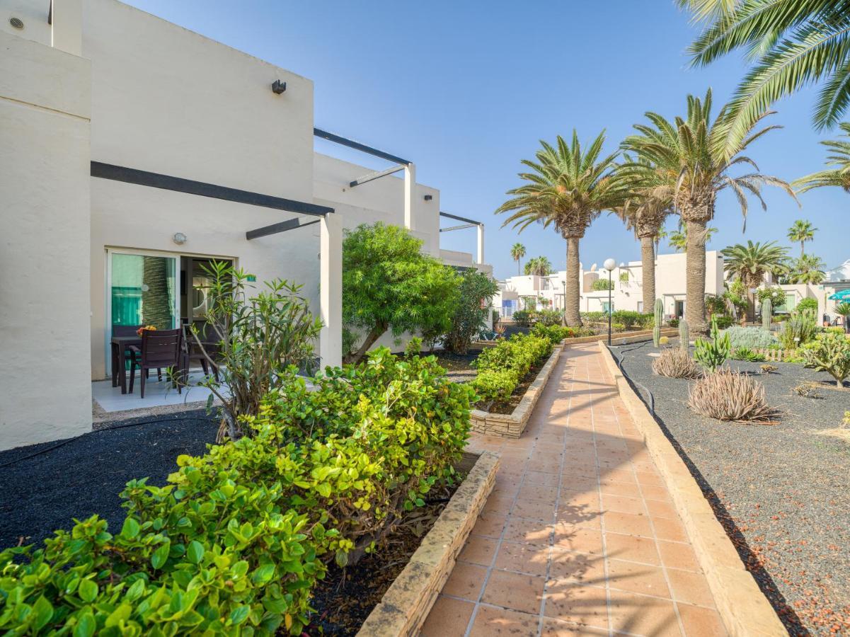 Homeforguest Moderno Apartamento Con Piscina En קורלחו מראה חיצוני תמונה