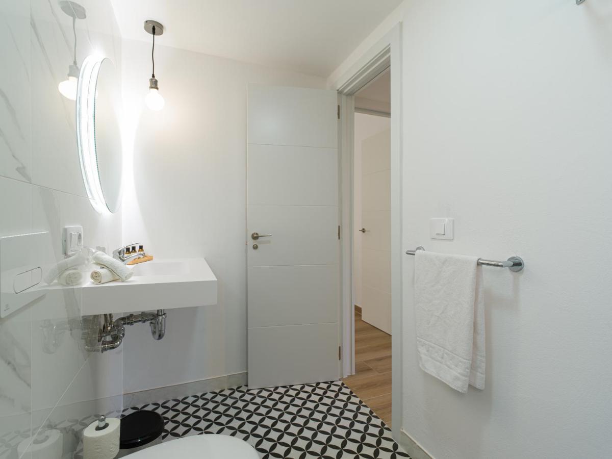 Homeforguest Moderno Apartamento Con Piscina En קורלחו מראה חיצוני תמונה