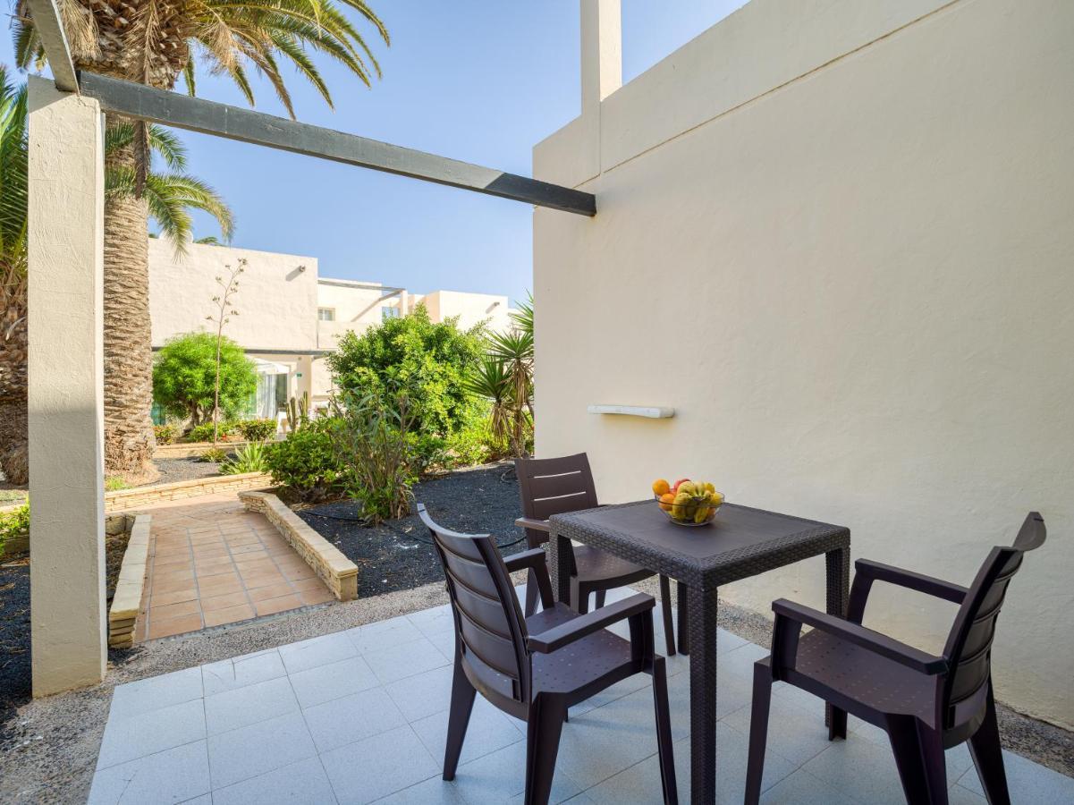 Homeforguest Moderno Apartamento Con Piscina En קורלחו מראה חיצוני תמונה